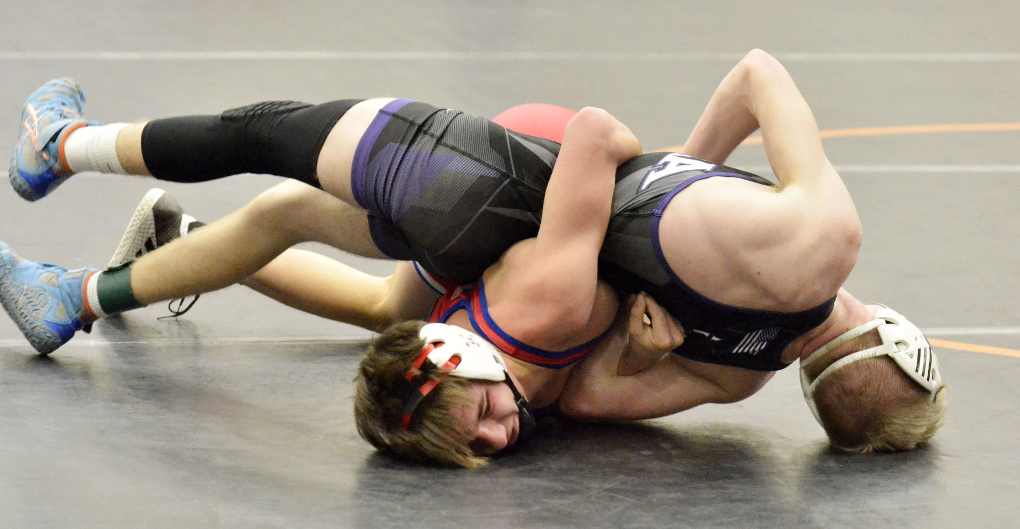 Class 1A wrestling sectional in Sibley